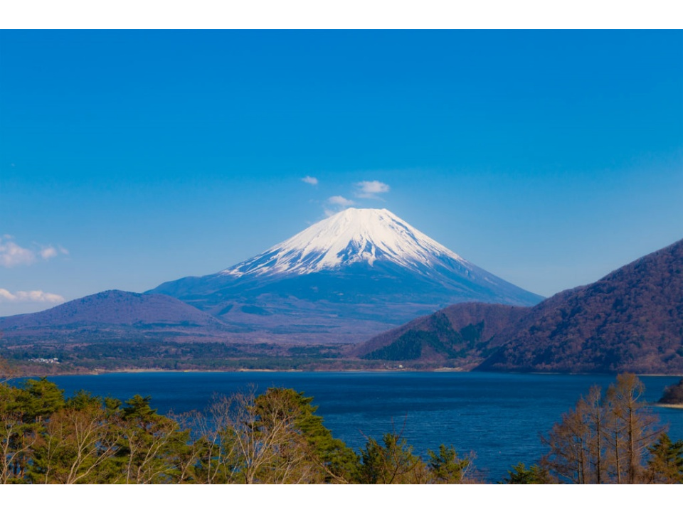 地元民のオーナーがおすすめする、富士五湖周辺の観光スポット10選